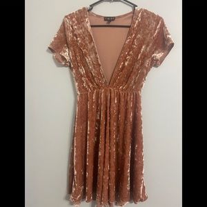 6/$25 timing blush velvet mini dress